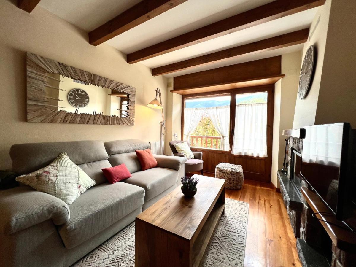 Apartament Deluxe Espot - L'Amfitriona Extérieur photo