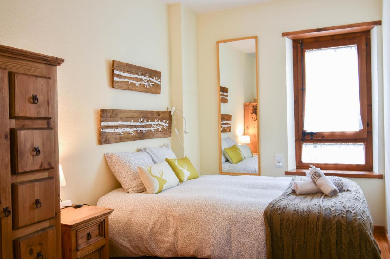 Apartament Deluxe Espot - L'Amfitriona Extérieur photo